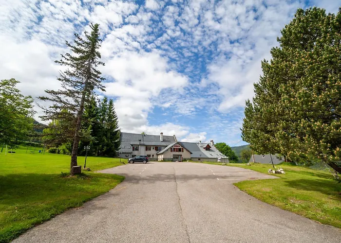 Auberge Des Montauds - Hotel & Restaurant