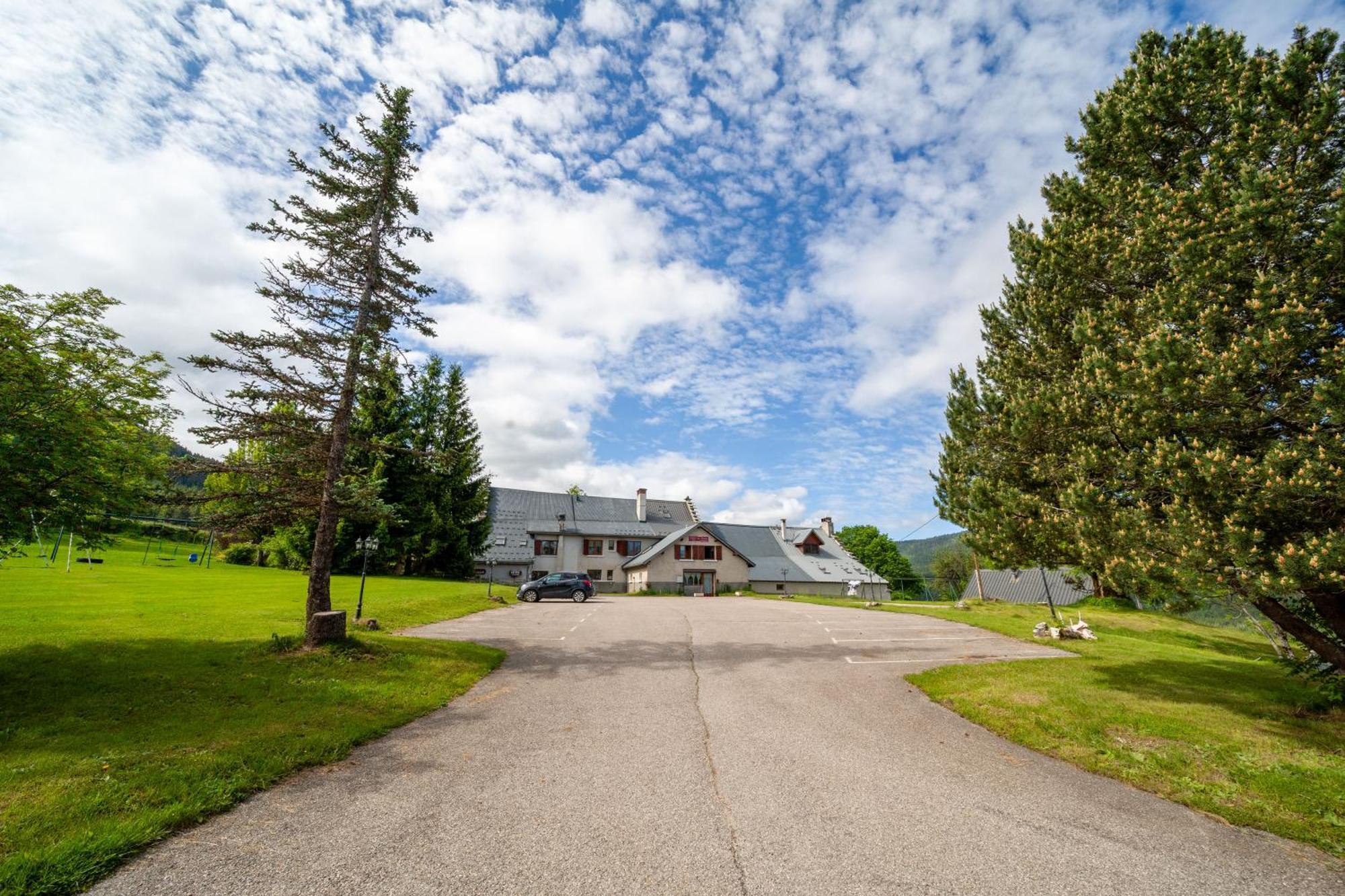 Des Montauds - & Restaurant Hotel Villard-de-Lans
