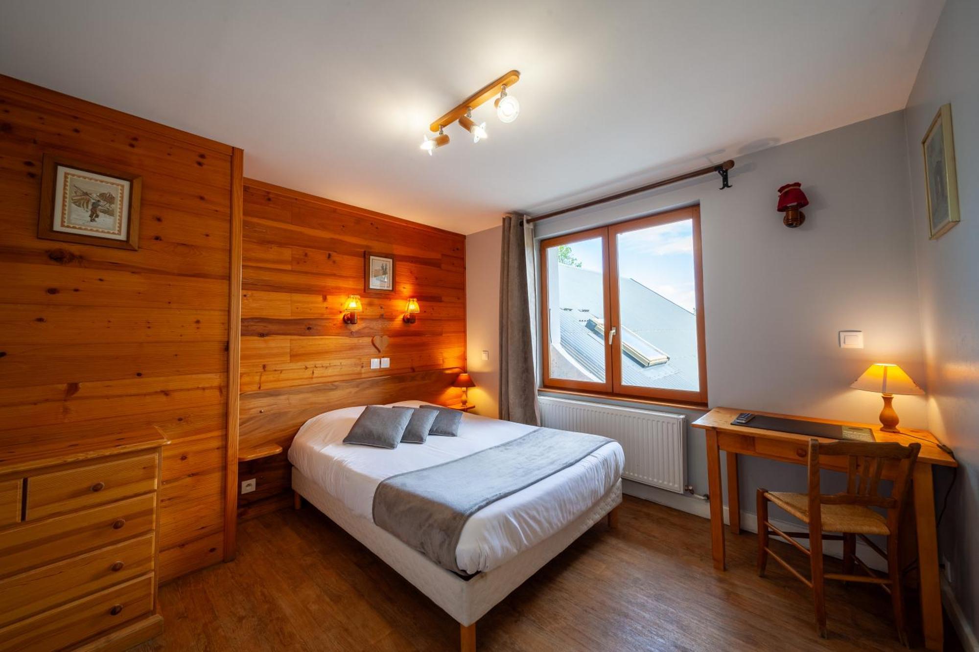 Hotel Des Montauds - & Restaurant Villard-de-Lans