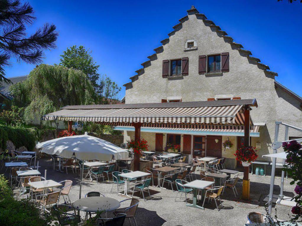 Des Montauds - & Restaurant 2*